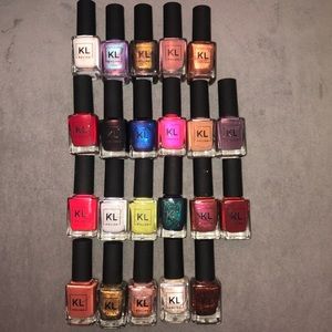 KL Polish⭐️Paper Snow⭐️see more in closet